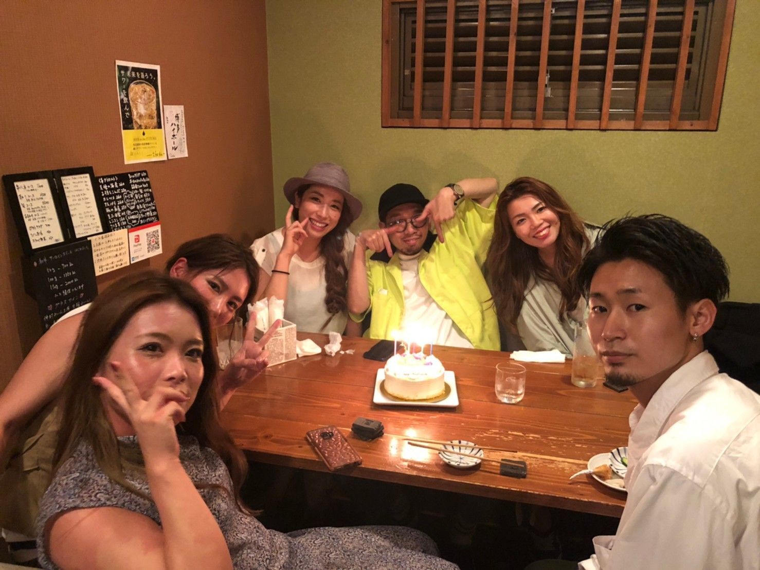 アットホームサロン♪スタッフ誕生日会♪谷町四丁目